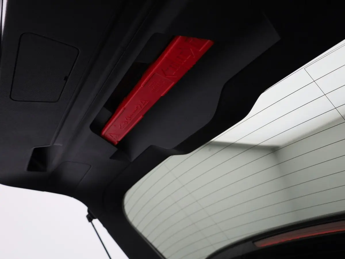 40 TFSI e Advanced edition | Automaat | 204PK | Lederen Bekleding | Schuif/Kanteldak | Virtual Cockpit | Stoelverwarming | Parkeersensoren |