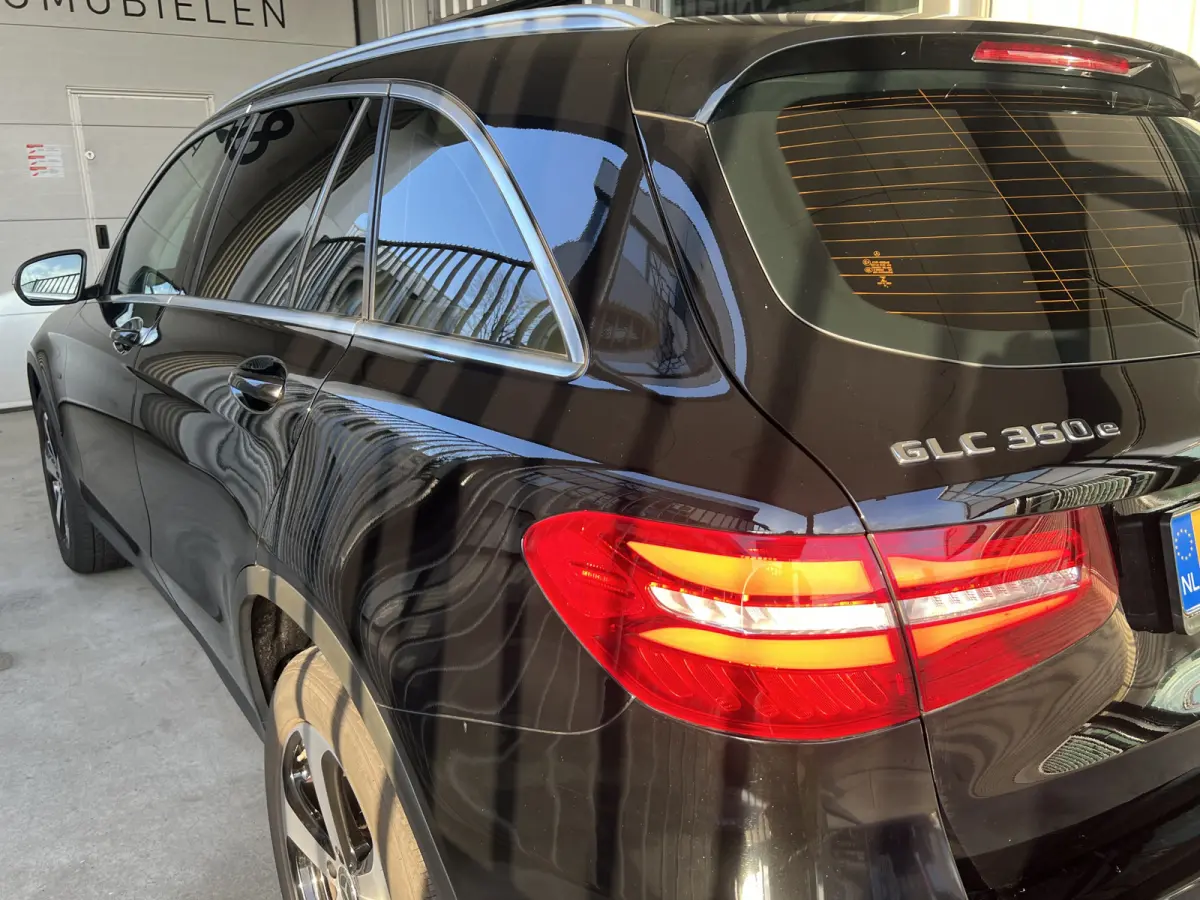 350e 4MATIC Ambition Hybride | LEDER | TREKHAAK | SCHUIF/KANTELDAK | 360 CAMERA | NAVI | ADAPTIVE CRUISE CONTROL | PDC V+A | CLIMATE CONTROL | LMV 19'' | STOELVERWARMING | LED | BLUETOOTH