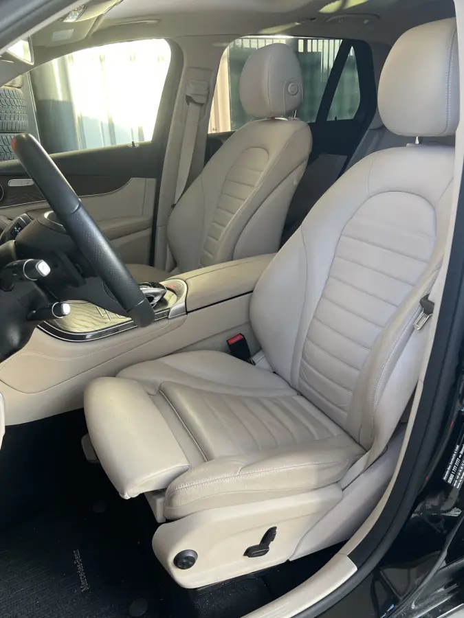 350e 4MATIC Ambition Hybride | LEDER | TREKHAAK | SCHUIF/KANTELDAK | 360 CAMERA | NAVI | ADAPTIVE CRUISE CONTROL | PDC V+A | CLIMATE CONTROL | LMV 19'' | STOELVERWARMING | LED | BLUETOOTH