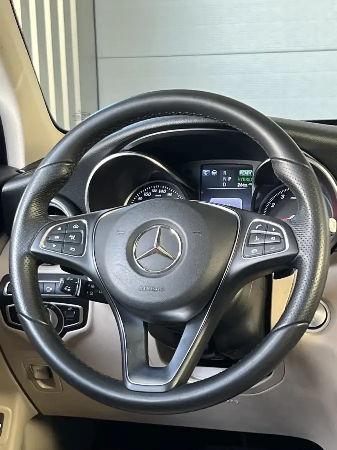 350e 4MATIC Ambition Hybride | LEDER | TREKHAAK | SCHUIF/KANTELDAK | 360 CAMERA | NAVI | ADAPTIVE CRUISE CONTROL | PDC V+A | CLIMATE CONTROL | LMV 19'' | STOELVERWARMING | LED | BLUETOOTH