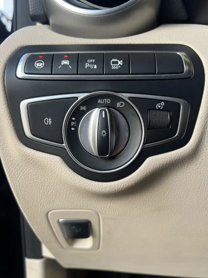 350e 4MATIC Ambition Hybride | LEDER | TREKHAAK | SCHUIF/KANTELDAK | 360 CAMERA | NAVI | ADAPTIVE CRUISE CONTROL | PDC V+A | CLIMATE CONTROL | LMV 19'' | STOELVERWARMING | LED | BLUETOOTH