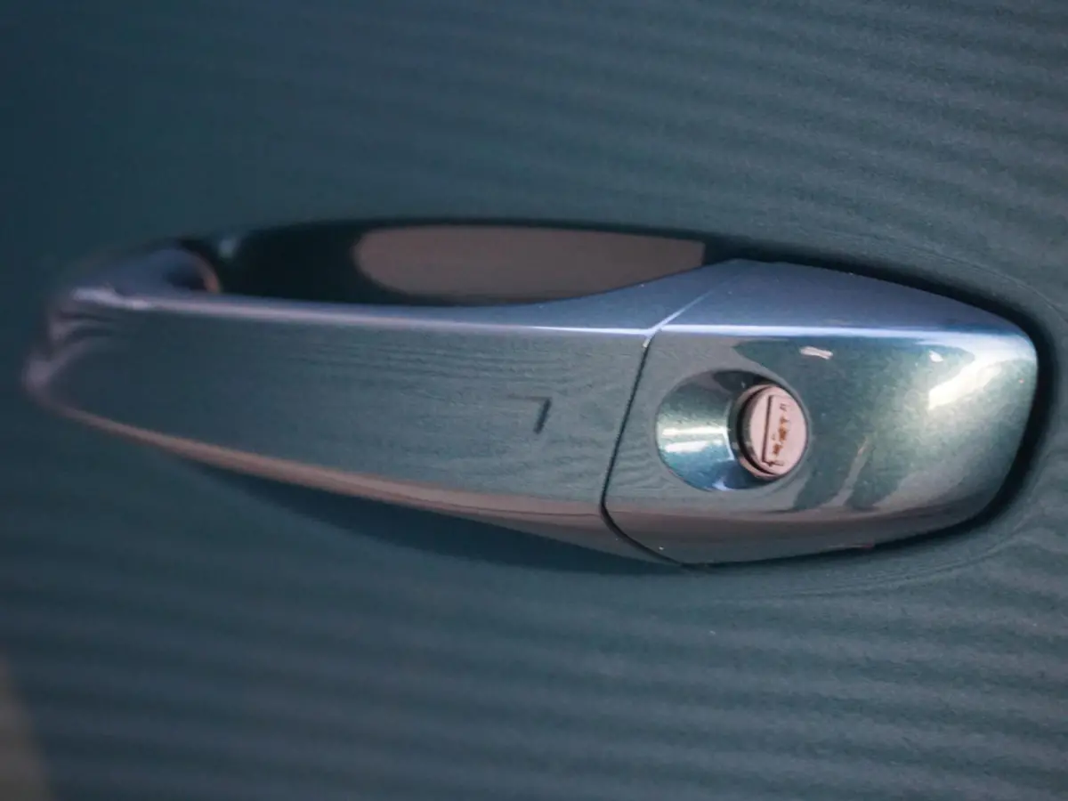 1.2 Hybrid 145 e-DCS6 GT | 360 Camera | Alcantara | Keyless Entry & Start |