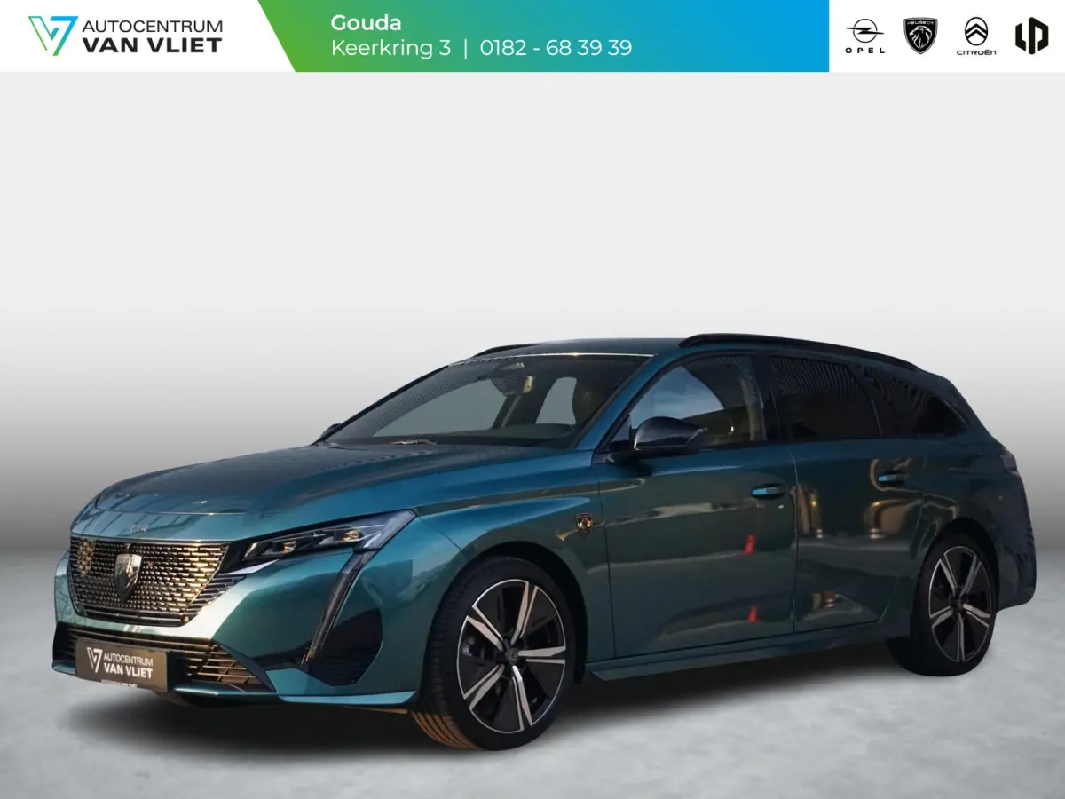 1.2 Hybrid 145 e-DCS6 GT | 360 Camera | Alcantara | Keyless Entry & Start |