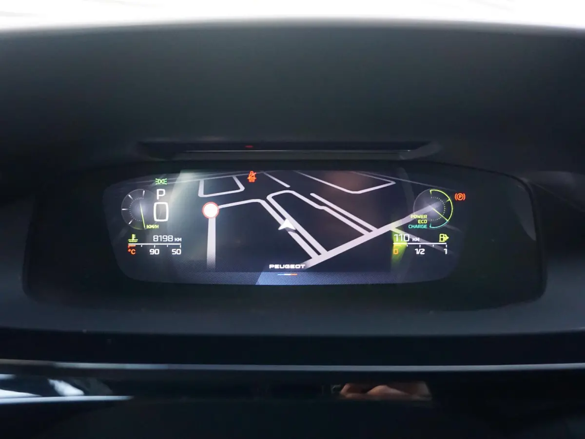1.2 Hybrid 145 e-DCS6 GT | 360 Camera | Alcantara | Keyless Entry & Start |
