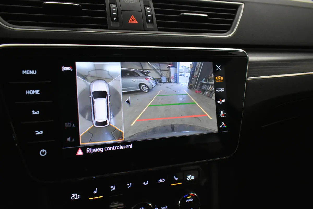 1.4 TSI iV Style Vol leder 360ºCam El aKlep + Trekh Dhoek