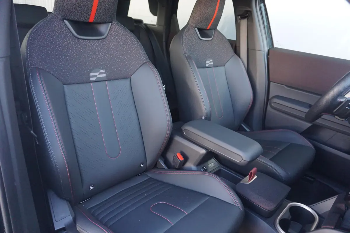 S ALL4 John Cooper Works Trim | Pakket L | Harman/Kardon | Panoramadak | Stoel & Stuurverwarming | Comfort Acces | Driving Assistant Plus