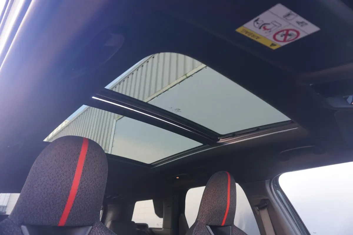 S ALL4 John Cooper Works Trim | Pakket L | Harman/Kardon | Panoramadak | Stoel & Stuurverwarming | Comfort Acces | Driving Assistant Plus