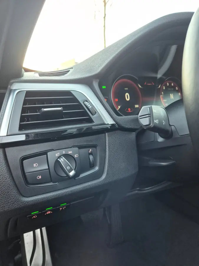320i M Sport ACC Apple CarPlay Camera Schuifdak Lane assist volle optieslijst H&K High Executive