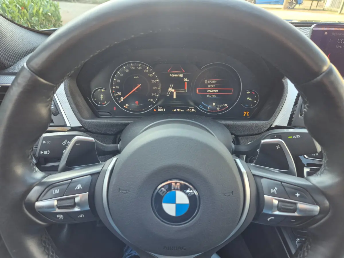 320i M Sport ACC Apple CarPlay Camera Schuifdak Lane assist volle optieslijst H&K High Executive