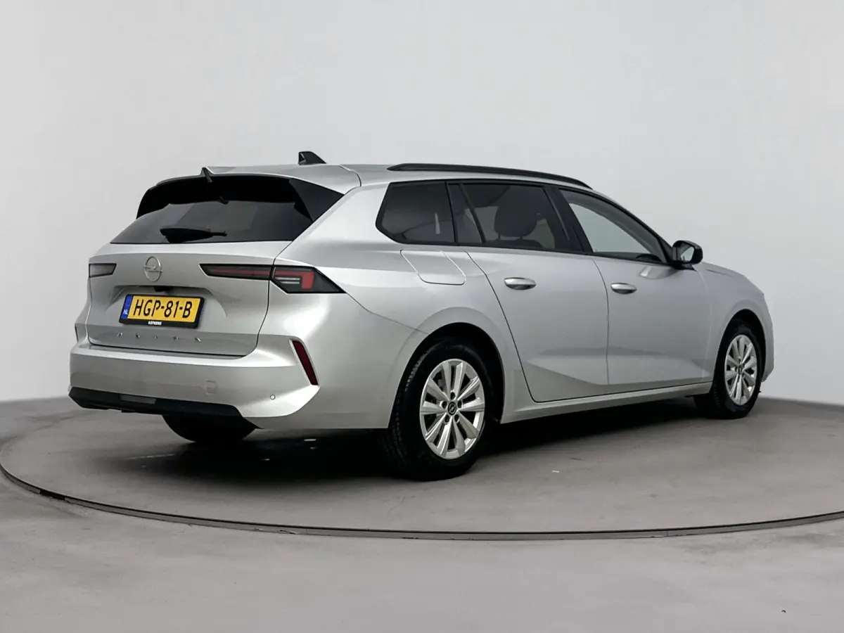1.2 110 pk Turbo Business Edition | Camera | Navigatie | Stoel/Stuur Verwarming | Apple carplay/Android Auto | Parkeersenoren