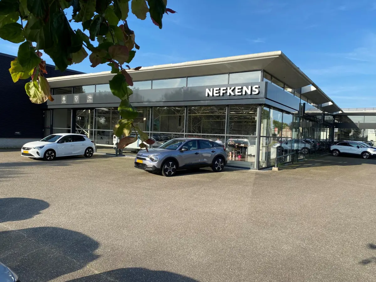1.2 110 pk Turbo Business Edition | Camera | Navigatie | Stoel/Stuur Verwarming | Apple carplay/Android Auto | Parkeersenoren