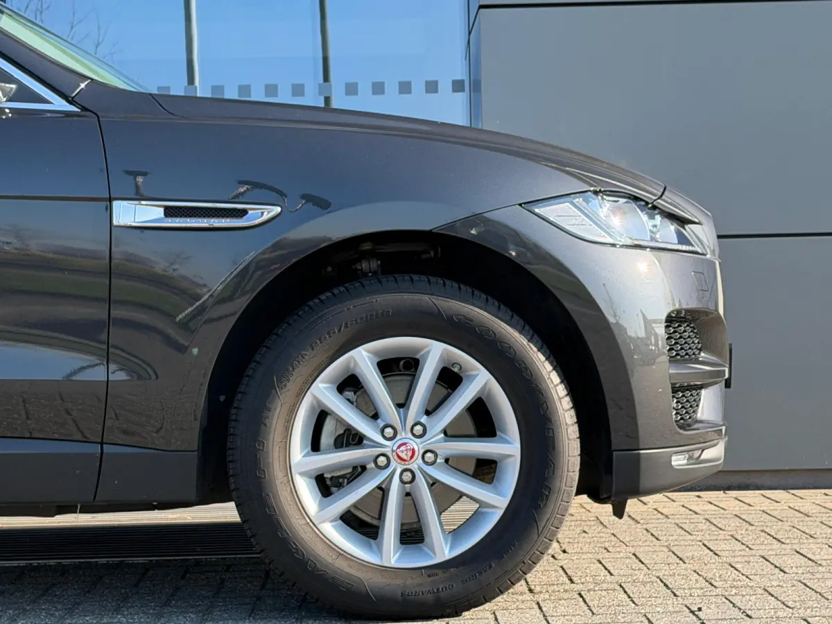 2.0t AWD Portfolio | Volledig dealeronderhouden | Verwarmbaar stuur | Pano | Leder | Alcantara hemel