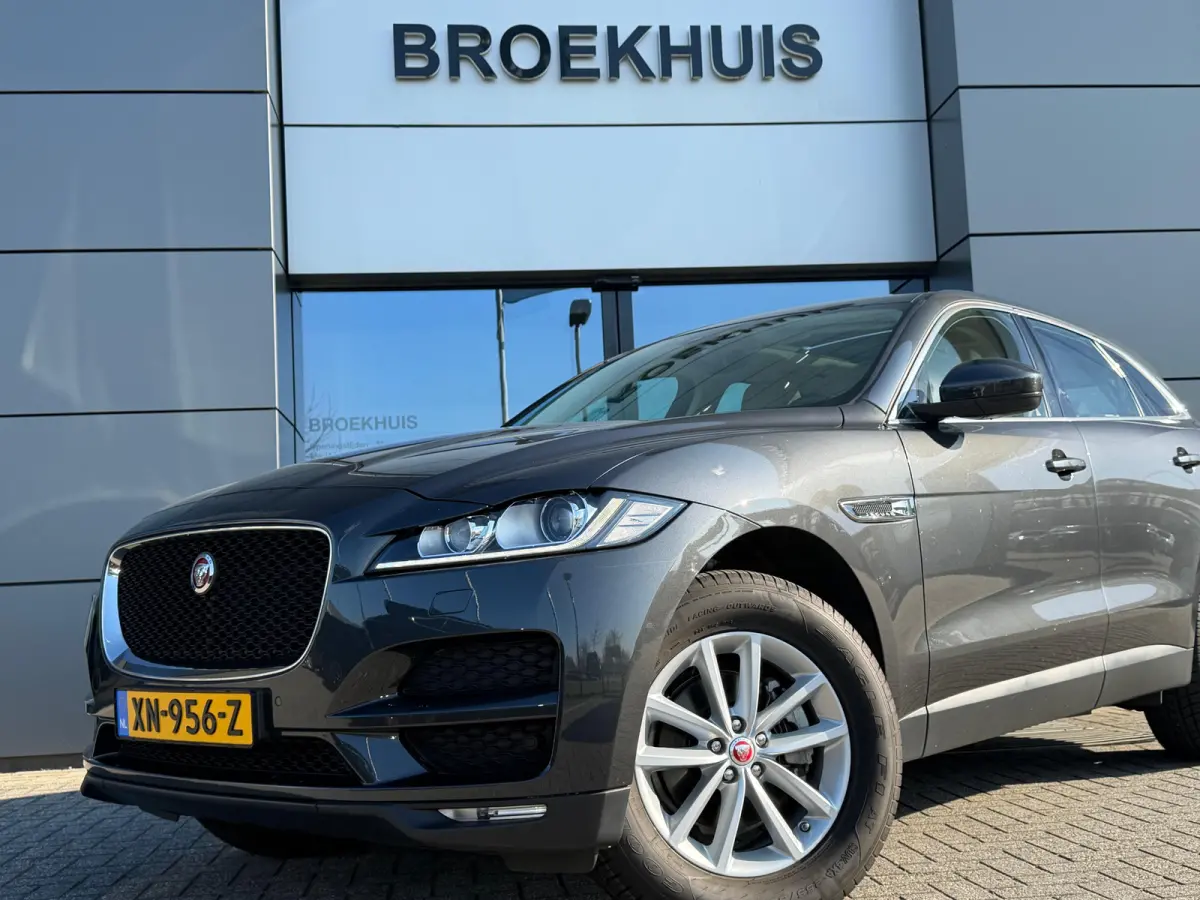 2.0t AWD Portfolio | Volledig dealeronderhouden | Verwarmbaar stuur | Pano | Leder | Alcantara hemel