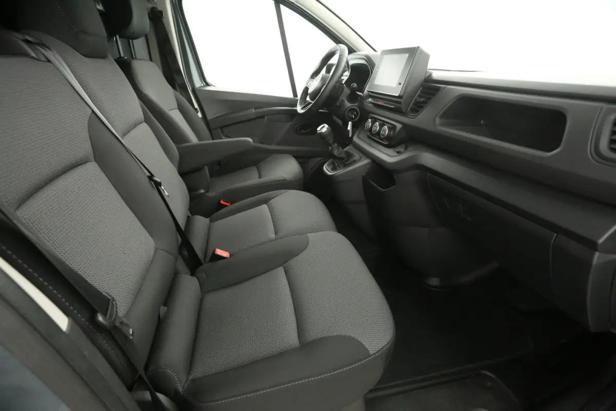 Nissan Primastar 2.0 dCi L1H1 Acenta | Marge | Airco | Cruise | Camera | Carplay | 3 Zits | 2xSchuifdeur | Parkeersens.