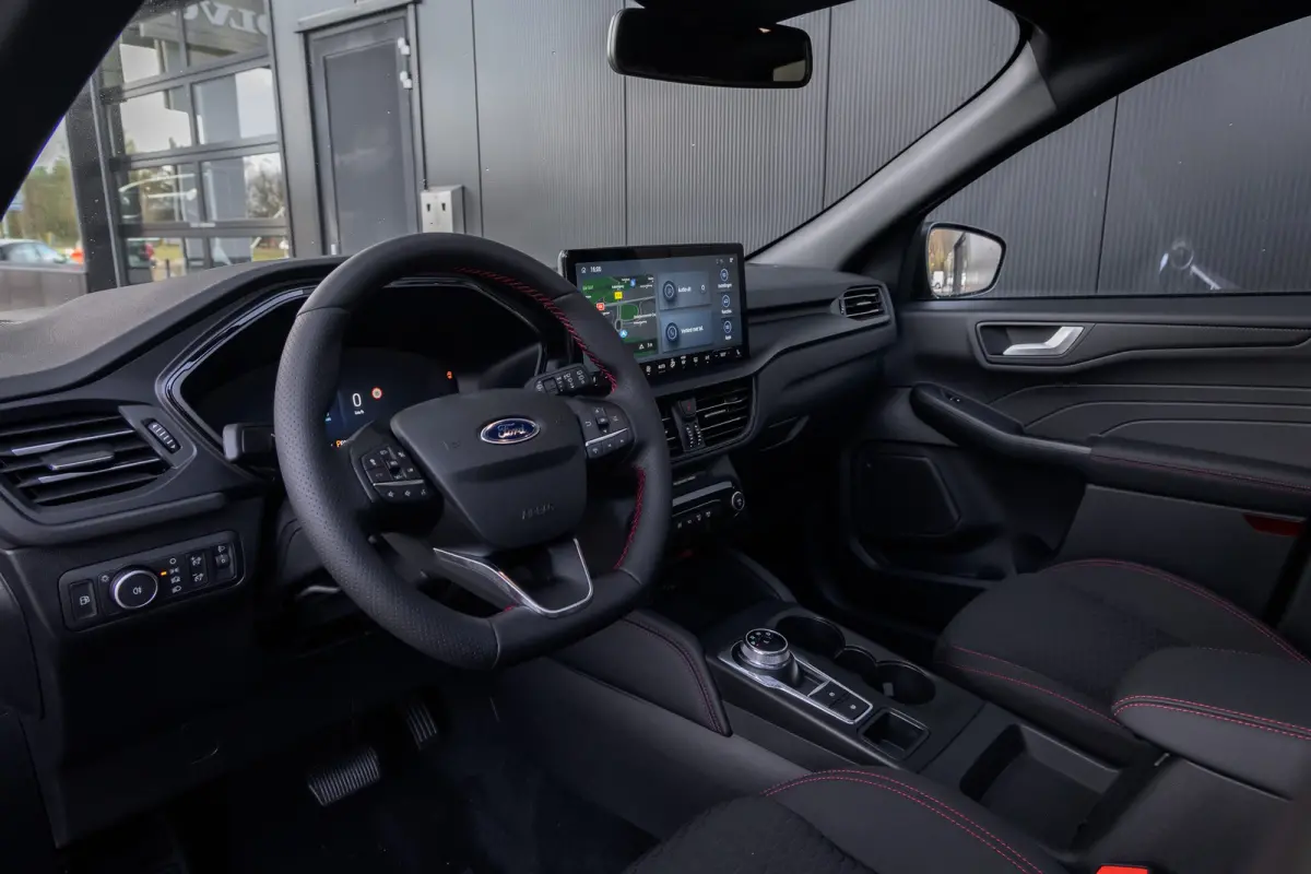 2.5 PHEV ST-Line | BLACK-PACK | Panoramadak | Trekhaak | Adaptive Cruise | BLIIS | 360 camera