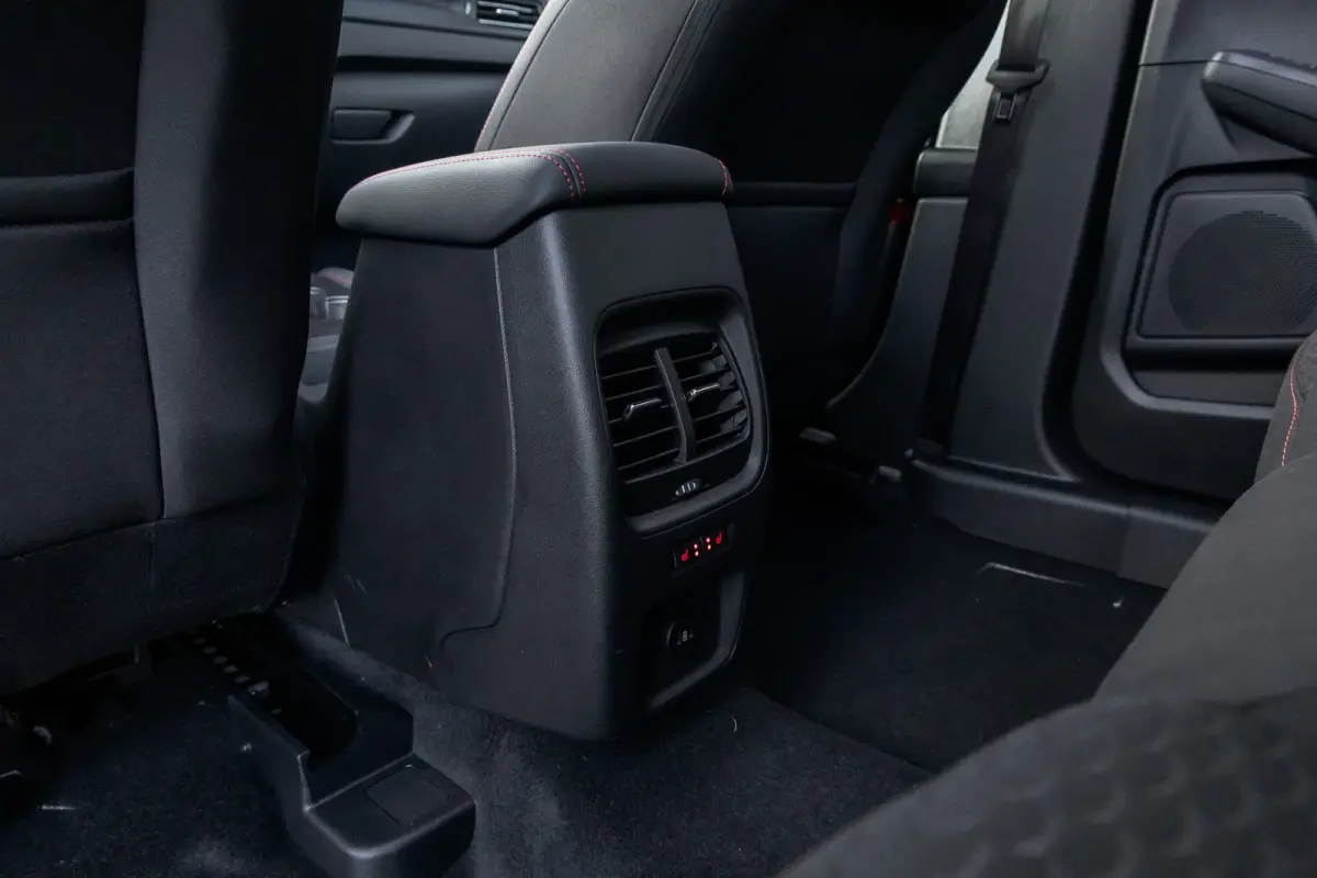 2.5 PHEV ST-Line | BLACK-PACK | Panoramadak | Trekhaak | Adaptive Cruise | BLIIS | 360 camera