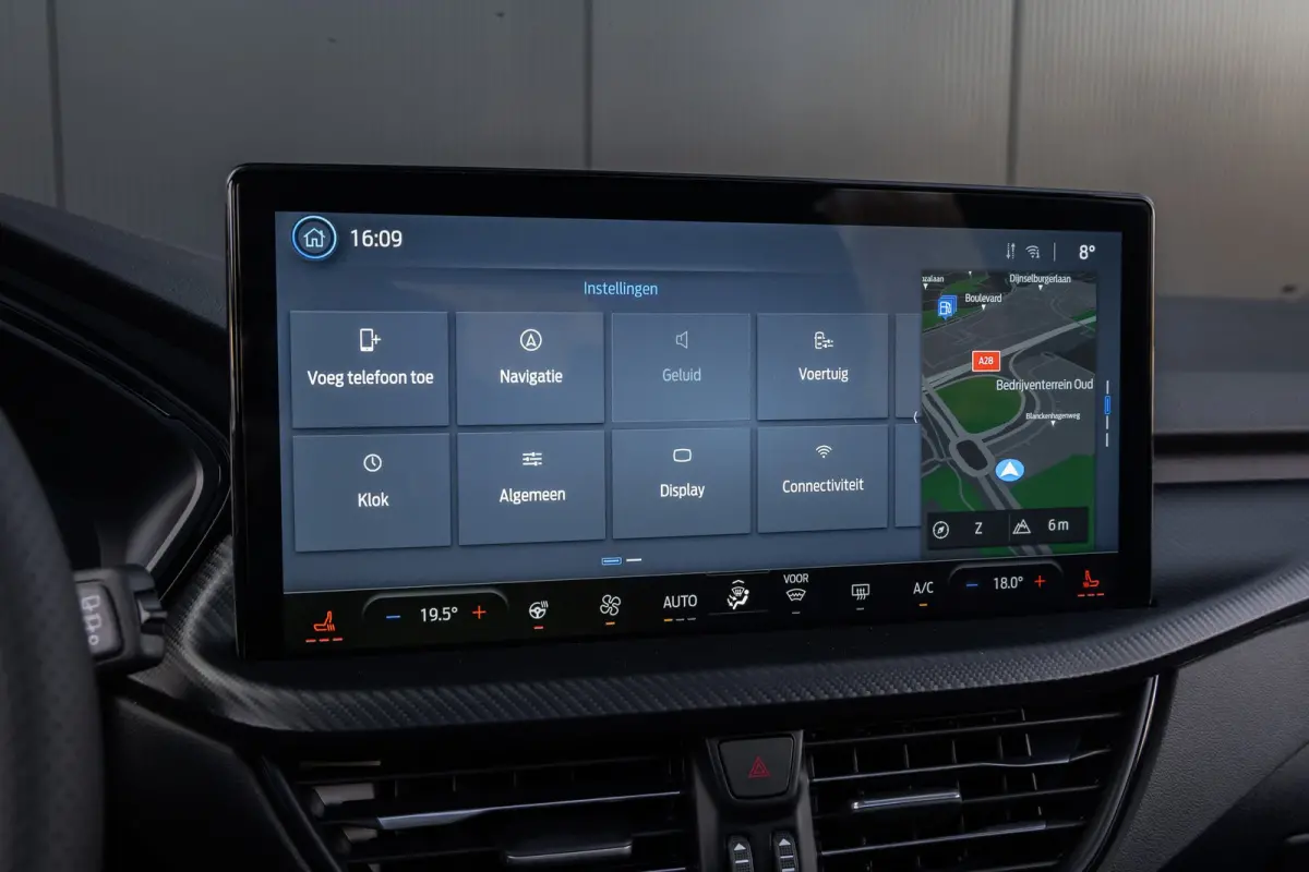 2.5 PHEV ST-Line | BLACK-PACK | Panoramadak | Trekhaak | Adaptive Cruise | BLIIS | 360 camera