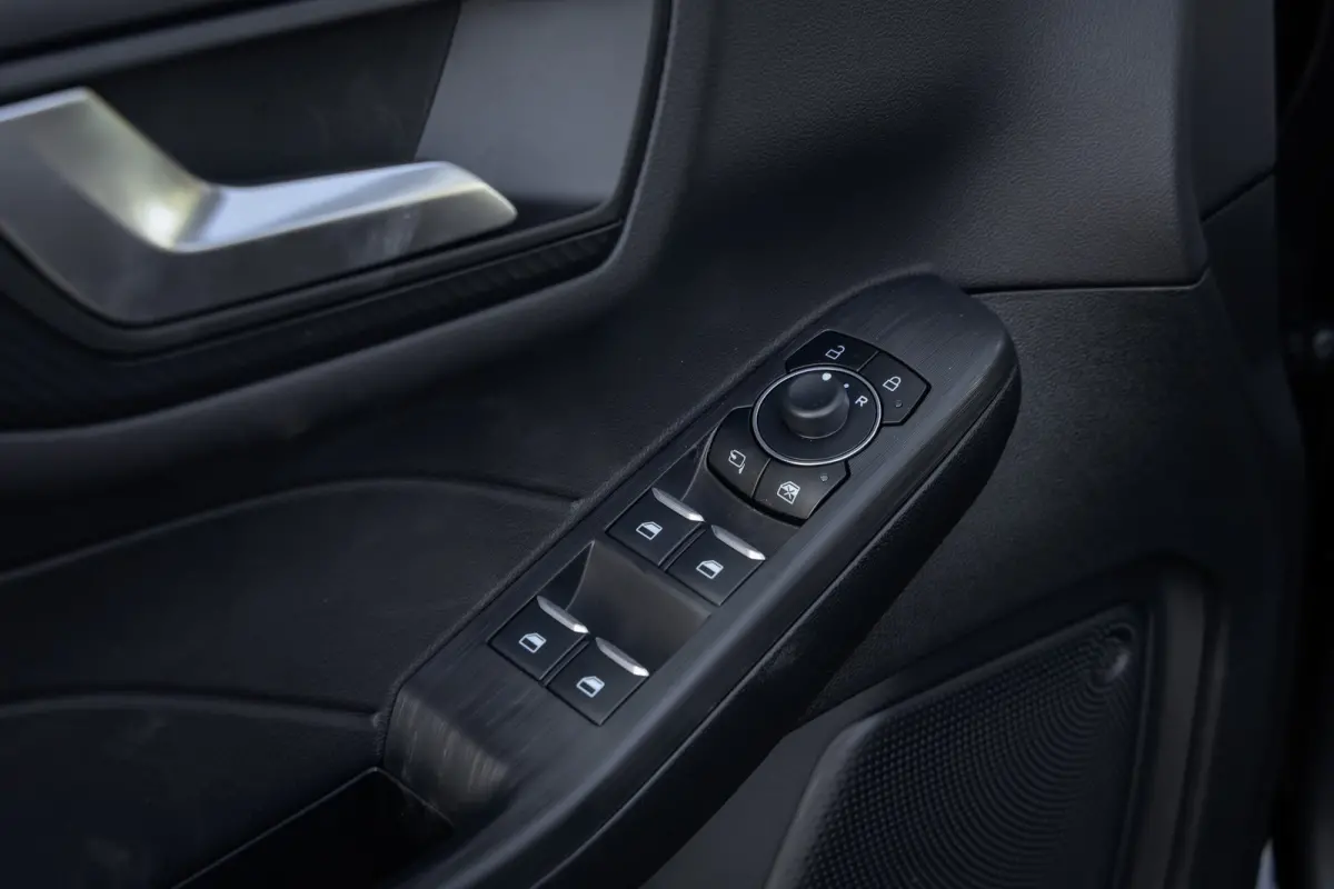 2.5 PHEV ST-Line | BLACK-PACK | Panoramadak | Trekhaak | Adaptive Cruise | BLIIS | 360 camera