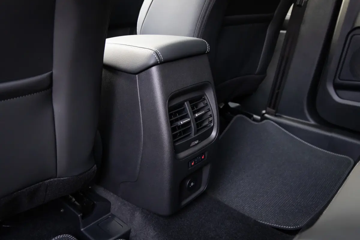 2.5 PHEV Sound Edition | ST-line X | BLACK PACK | 700W premium audio | Panoramadak | 20 inch velgen | Trekhaak