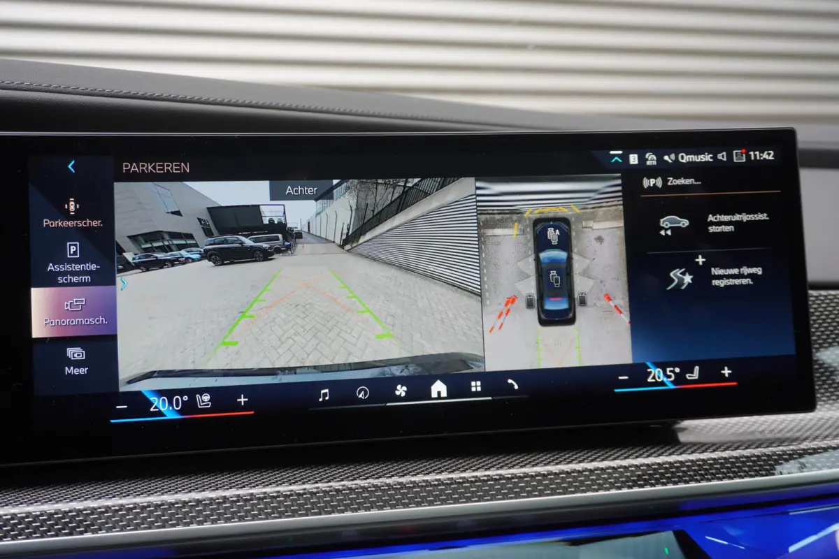 xDrive60 M Sportpakket | Glazen panoramadak Sky Lounge | Driving Assistant Professional | Parking Assistant professional | Stoelventilatie voorstoelen