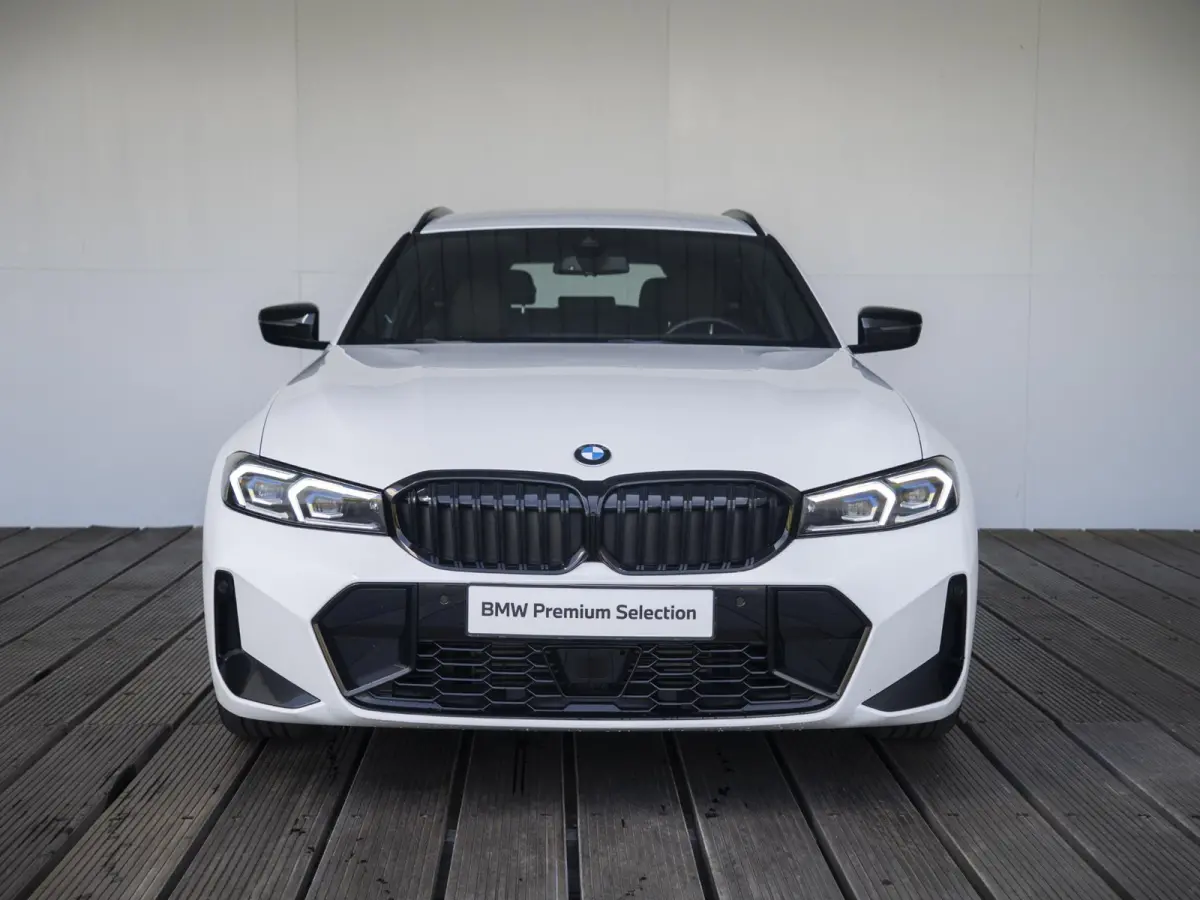 320i | M Sportpakket | Elektrisch verwarmde voorstoelen | Sportstoelen |