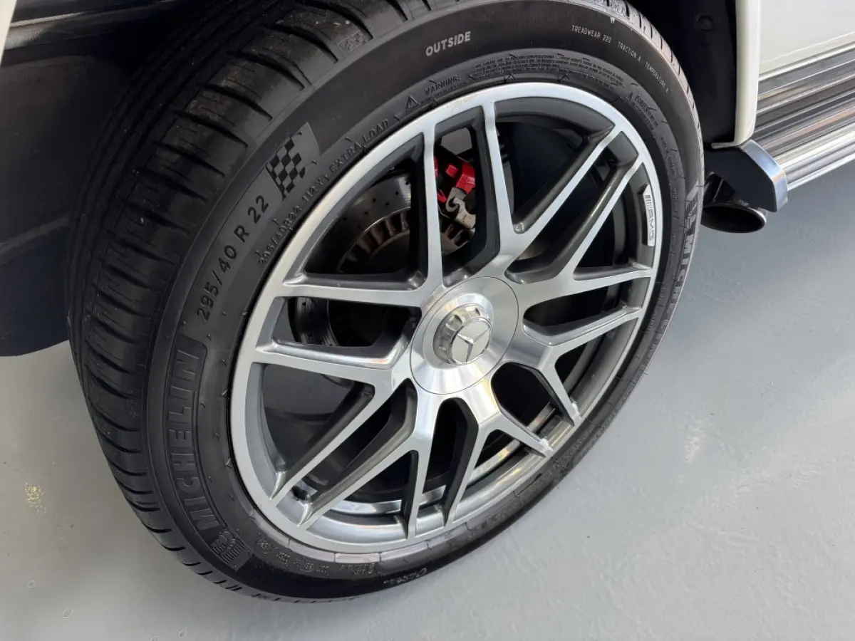 G 63 AMG V8 571PK SCHUIFDAK UNIEK G63