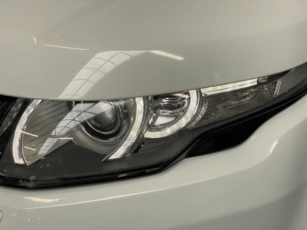 2.0 Si 4WD Dynamic LEER NAVI TREKH