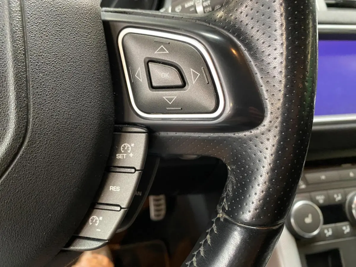 2.0 Si 4WD Dynamic LEER NAVI TREKH