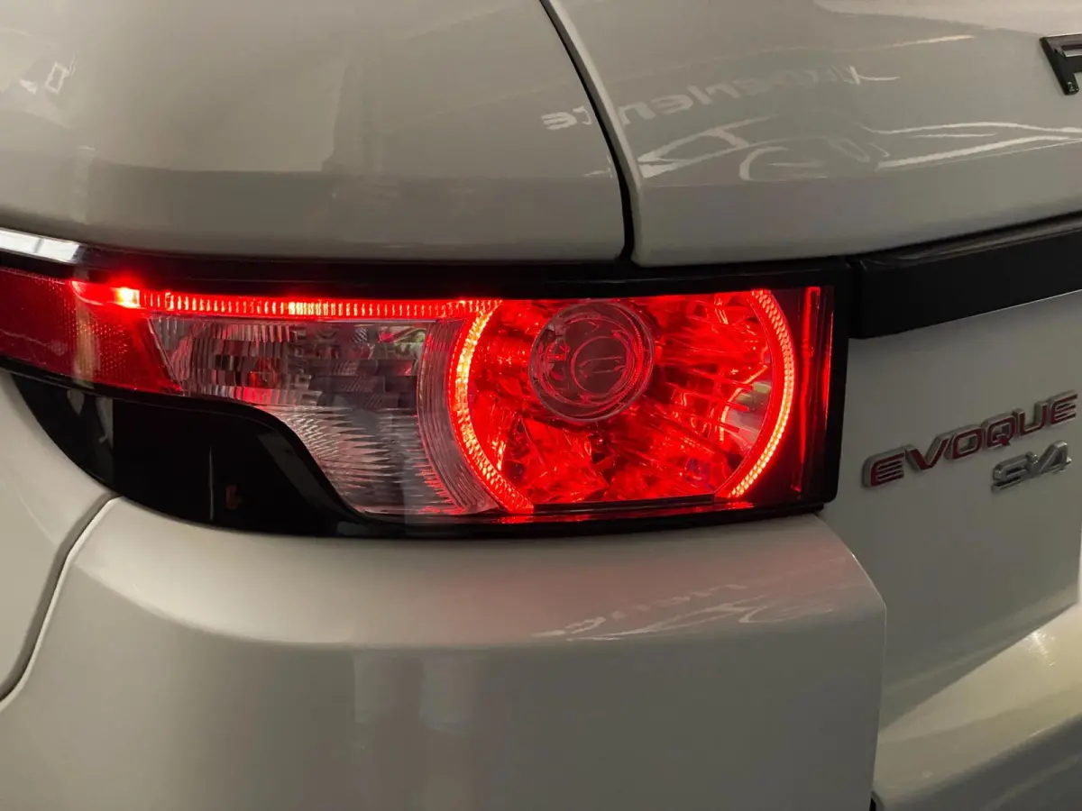2.0 Si 4WD Dynamic LEER NAVI TREKH