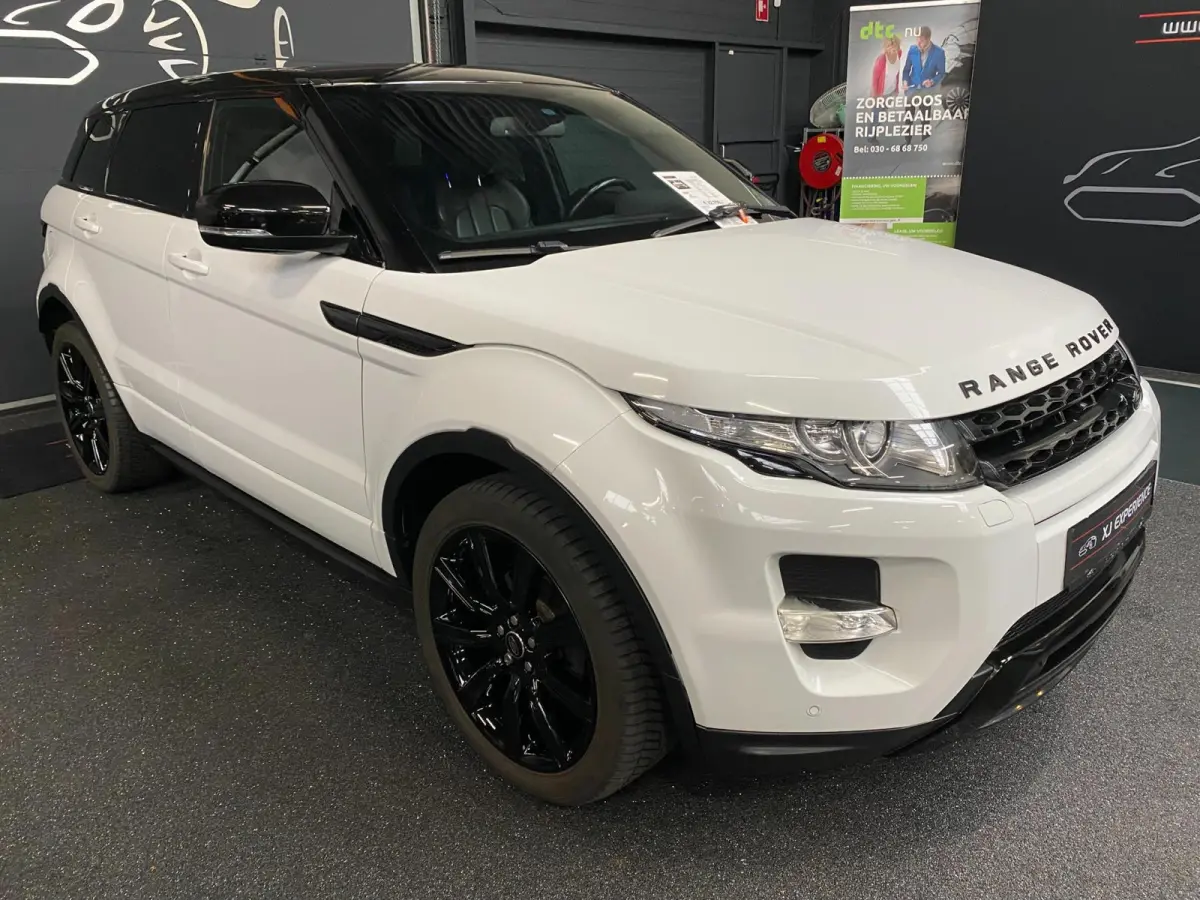 2.0 Si 4WD Dynamic LEER NAVI TREKH