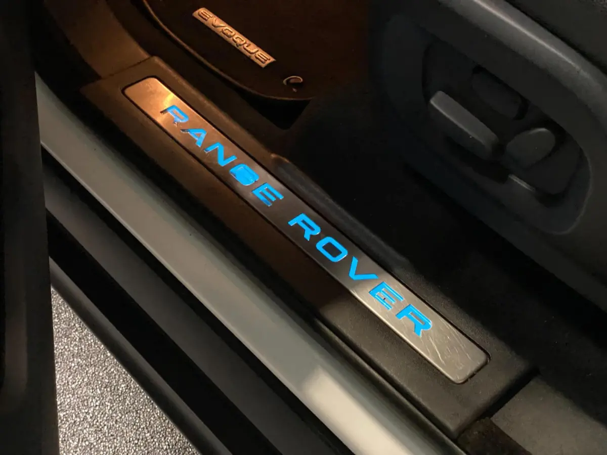 2.0 Si 4WD Dynamic LEER NAVI TREKH