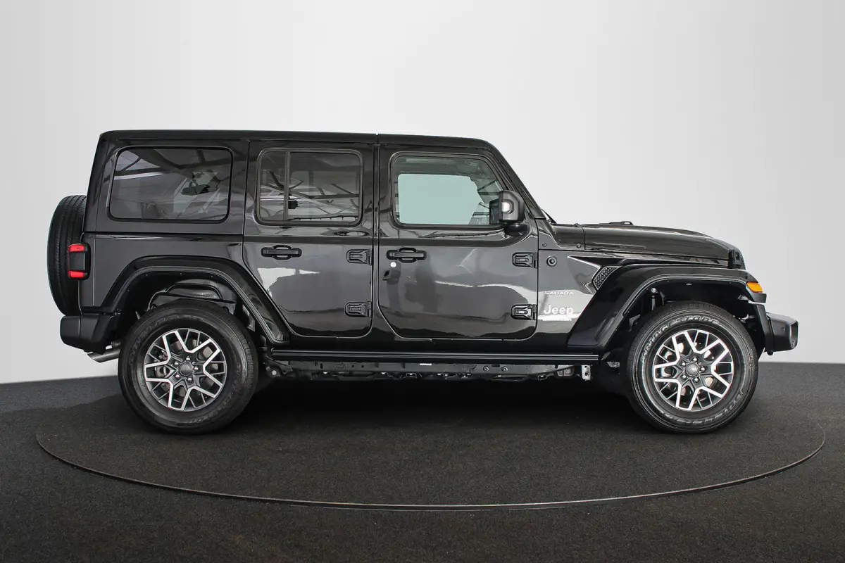 4xe 380 Sahara / Leder / Navi / Keyless