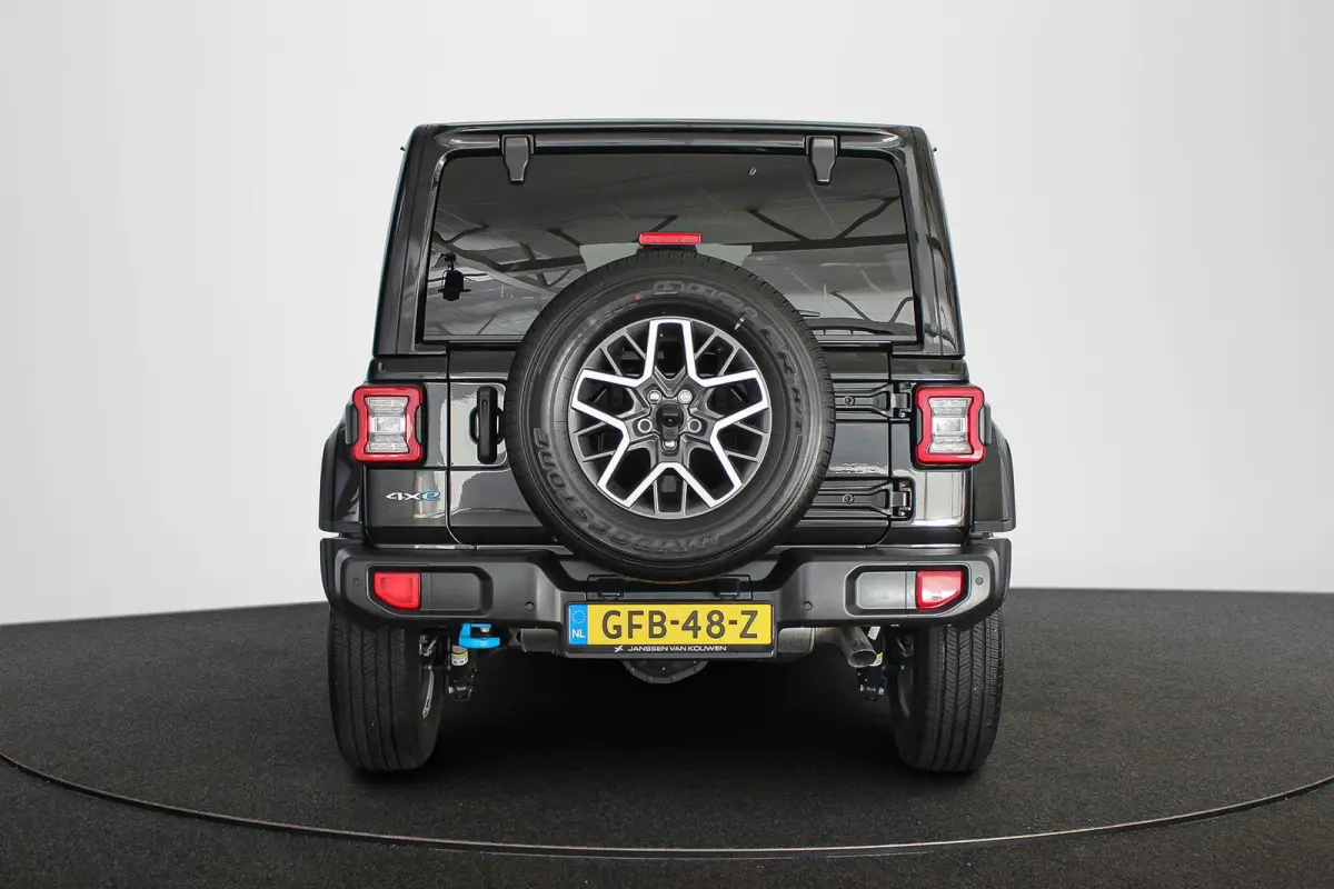 4xe 380 Sahara / Leder / Navi / Keyless