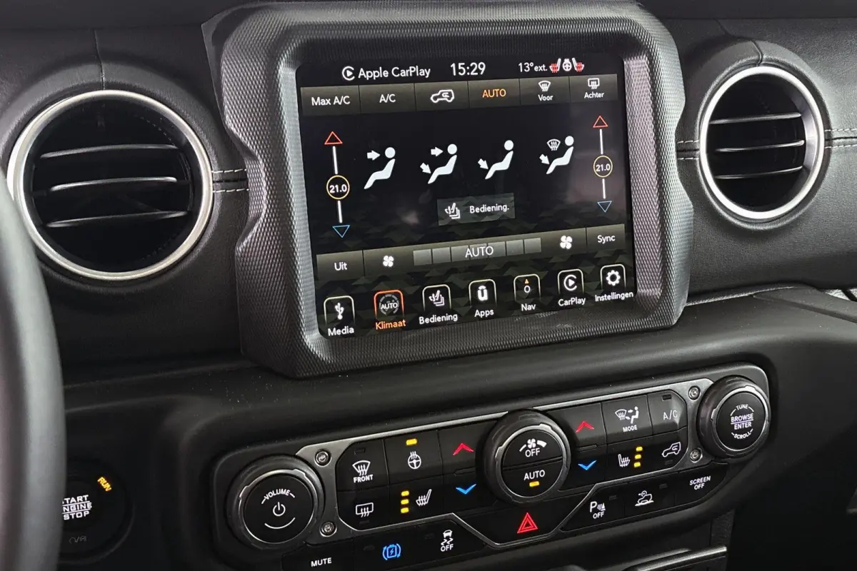 4xe 380 Sahara / Leder / Navi / Keyless