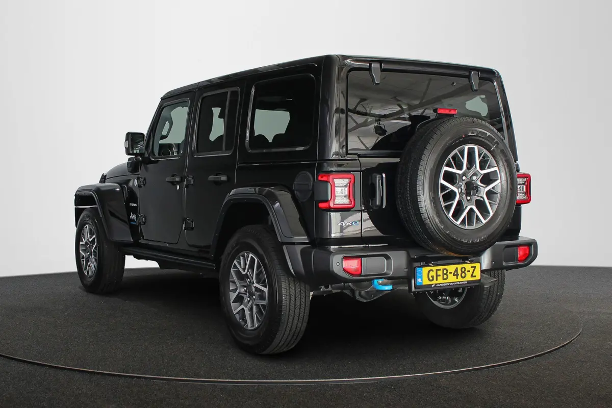4xe 380 Sahara / Leder / Navi / Keyless