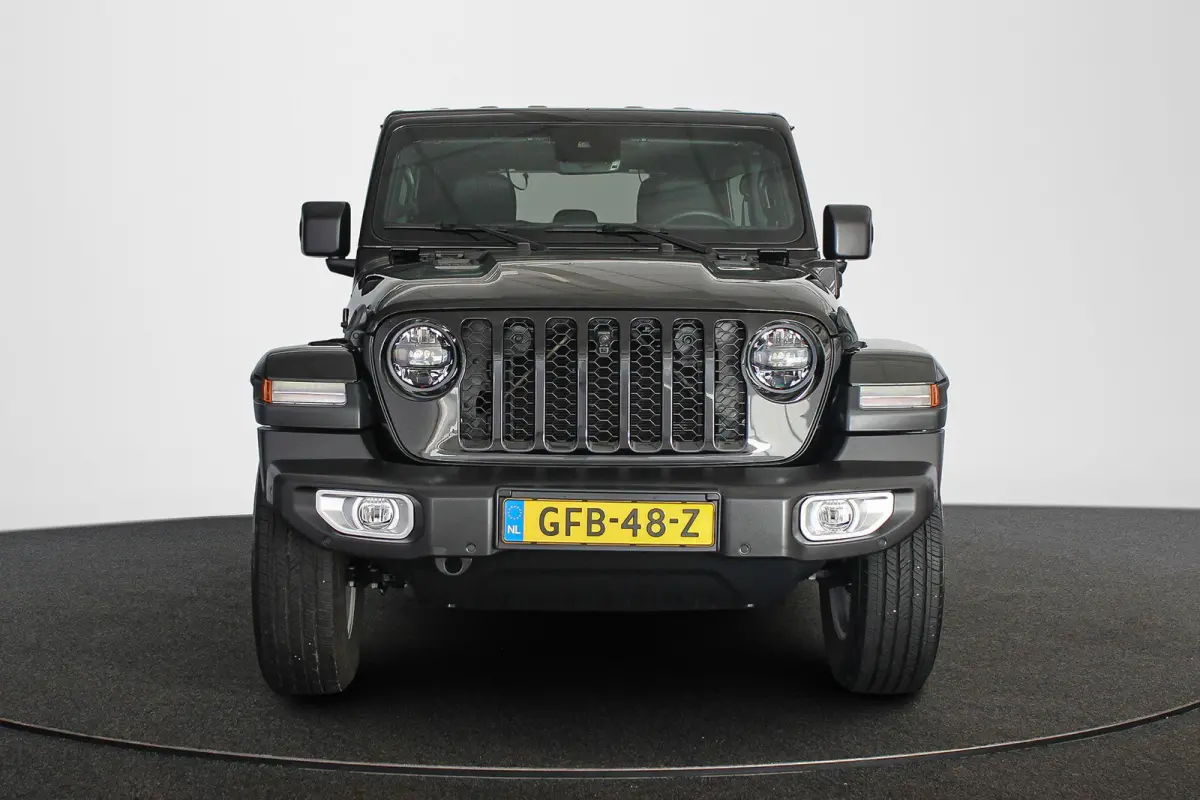4xe 380 Sahara / Leder / Navi / Keyless