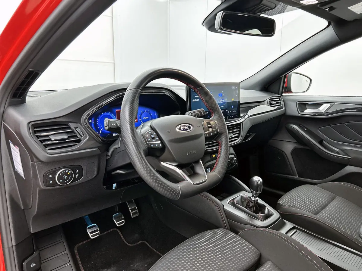 1.0 EcoBoost Hybrid ST Line X | Adaptieve Cruise Control | Achteruitrijcamera | Stoel- stuurverwarming | Keyless Entry | VOL!
