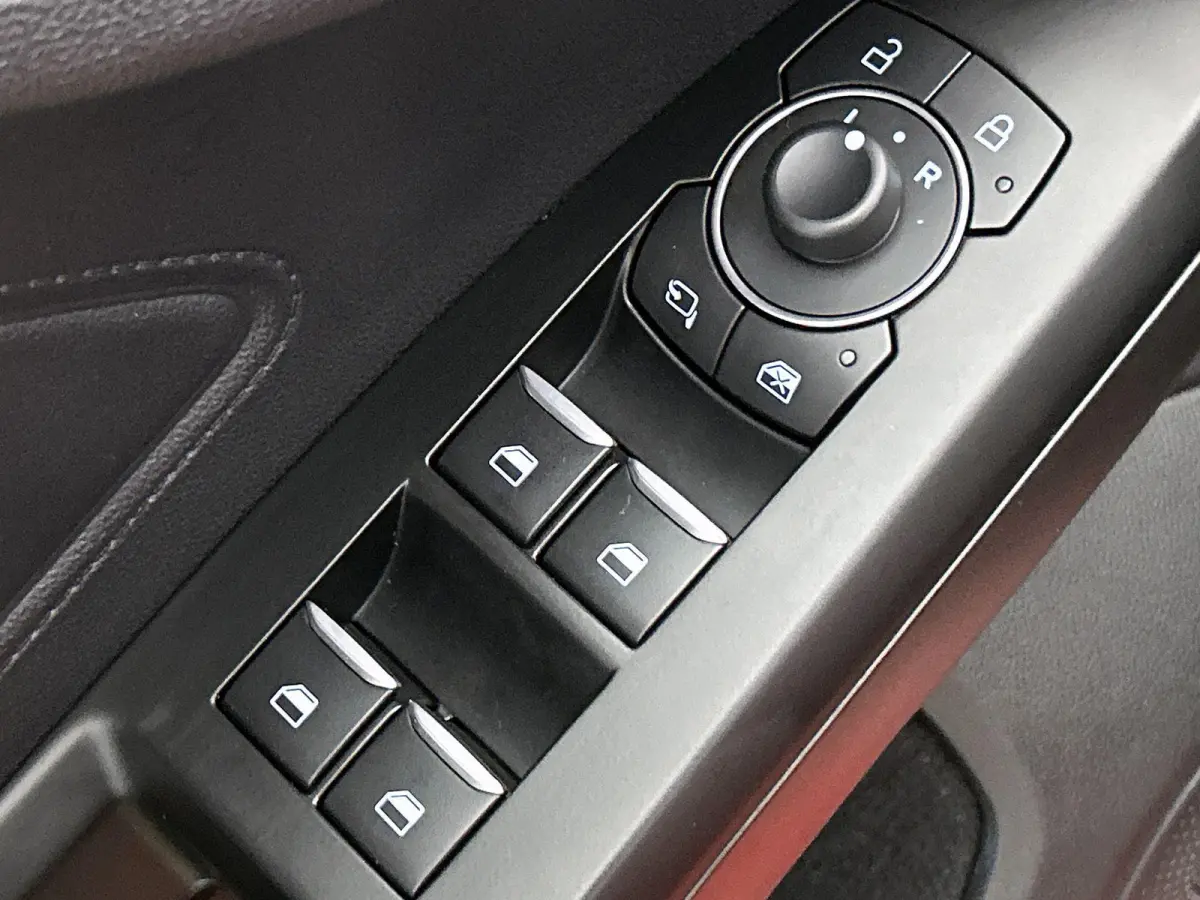 1.0 EcoBoost Hybrid ST Line X | Adaptieve Cruise Control | Achteruitrijcamera | Stoel- stuurverwarming | Keyless Entry | VOL!
