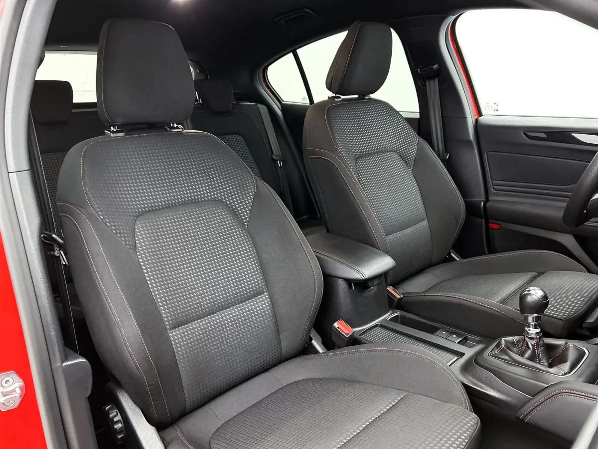 1.0 EcoBoost Hybrid ST Line X | Adaptieve Cruise Control | Achteruitrijcamera | Stoel- stuurverwarming | Keyless Entry | VOL!