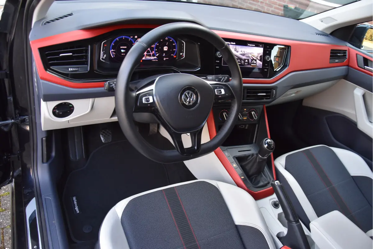 1.0 TSI 116 PK Beats*Virtueel cockpit*LED*stoelverw.*navi*carplay*