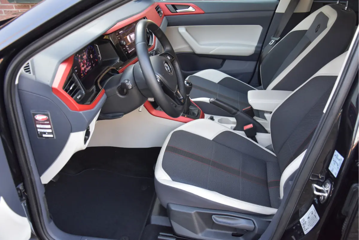 1.0 TSI 116 PK Beats*Virtueel cockpit*LED*stoelverw.*navi*carplay*