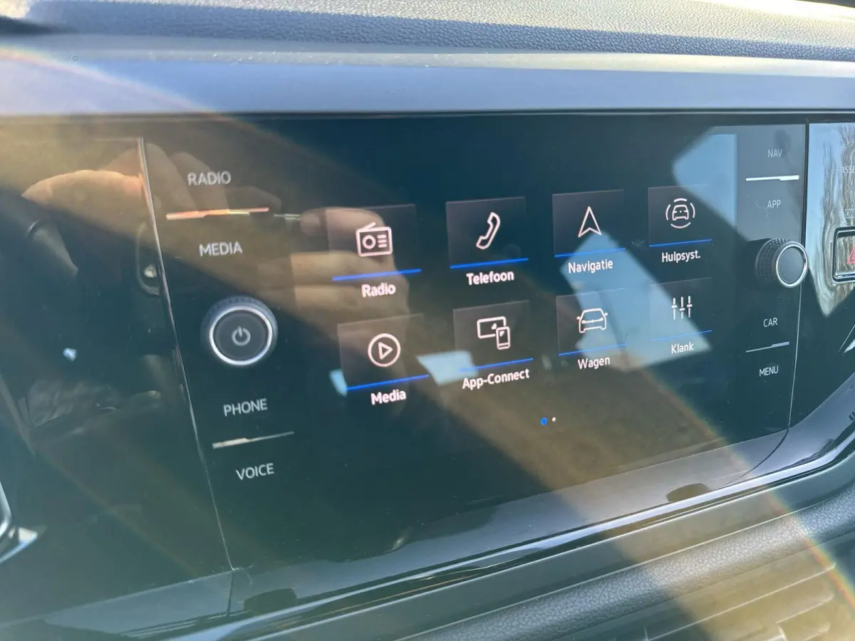 1.0 TSI R-Line | 95 pk | IQ Light | A-Camera | Automaat | App Connect | Lane Assist | Clima | ACC |