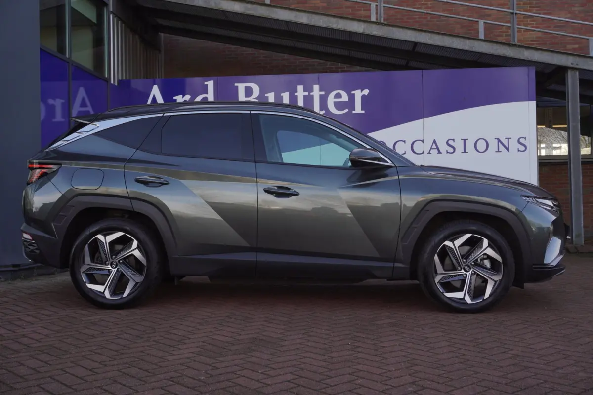 1.6 T-GDI PHEV Premium 4WD 265PK / 360"Camera / 1EIG / LED / Volleder / Stoel&Stuur-verw. / ORIG-NL / = SUPER