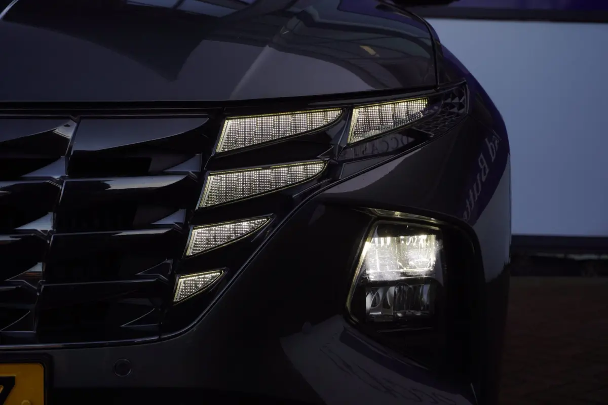 1.6 T-GDI PHEV Premium 4WD 265PK / 360"Camera / 1EIG / LED / Volleder / Stoel&Stuur-verw. / ORIG-NL / = SUPER