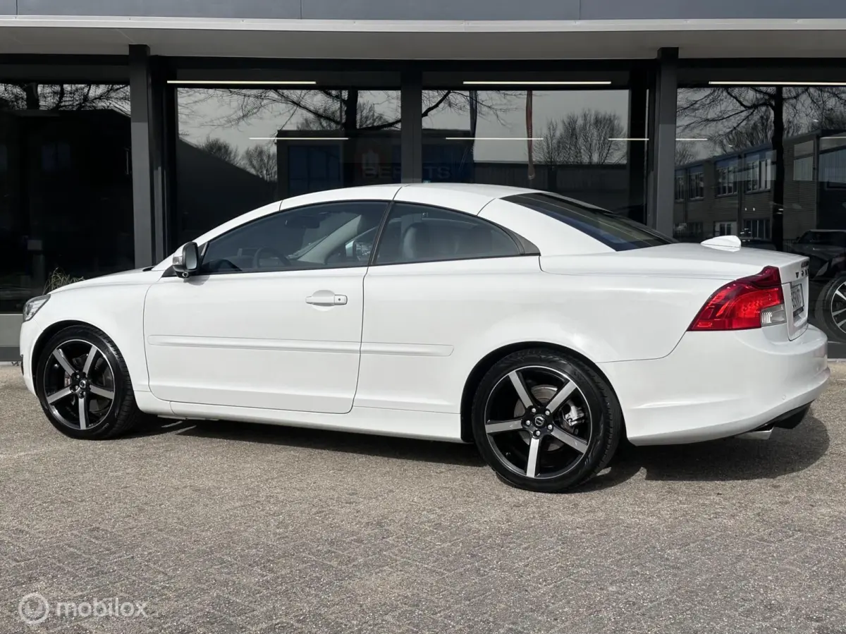 Convertible 2.5 T5 Summum