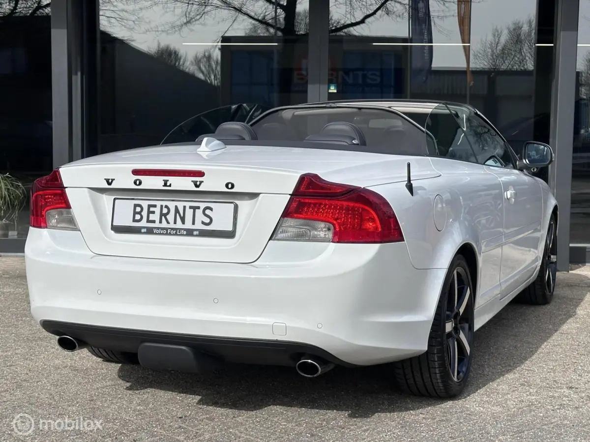 Convertible 2.5 T5 Summum