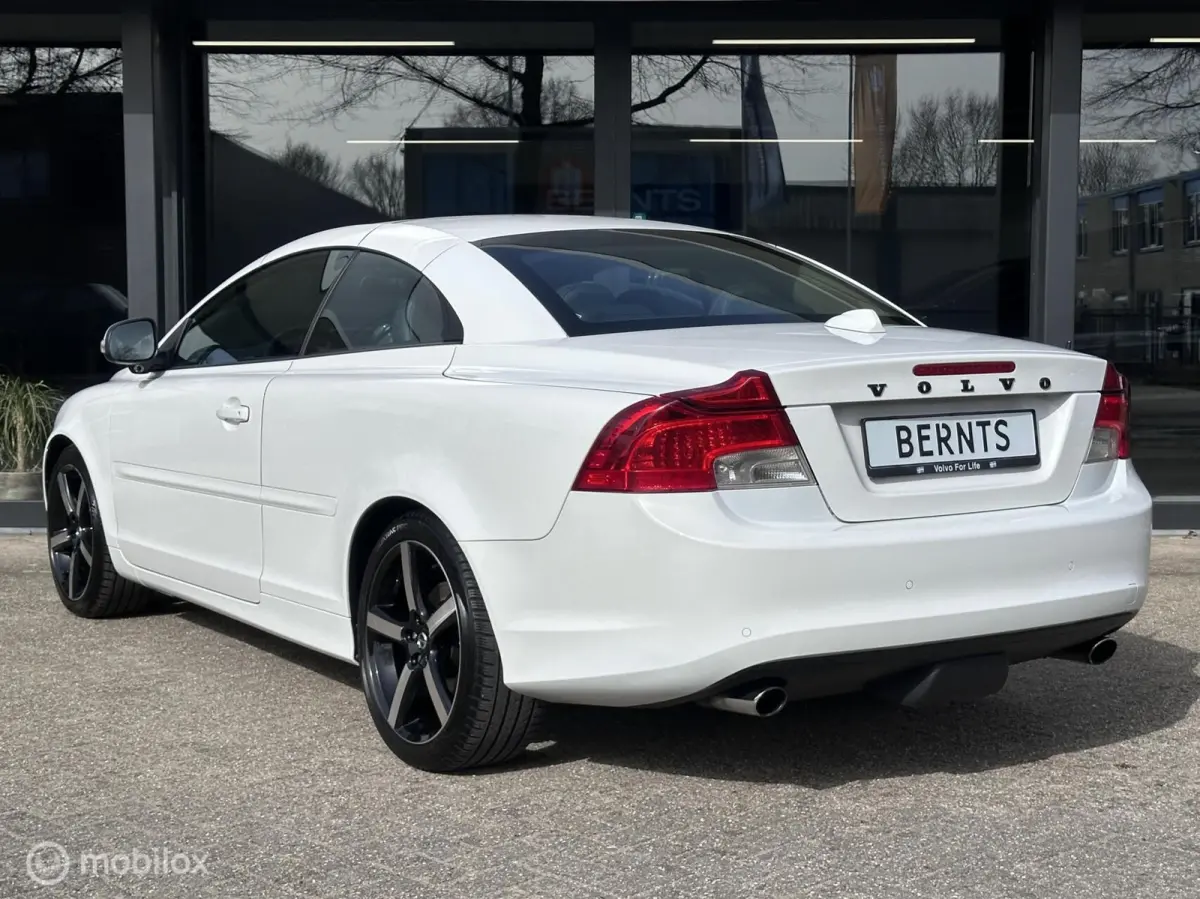 Convertible 2.5 T5 Summum