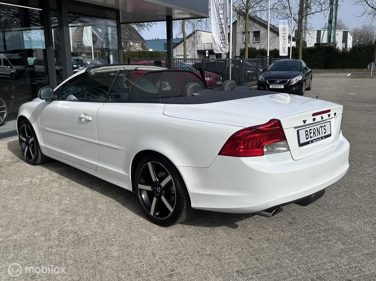 Convertible 2.5 T5 Summum