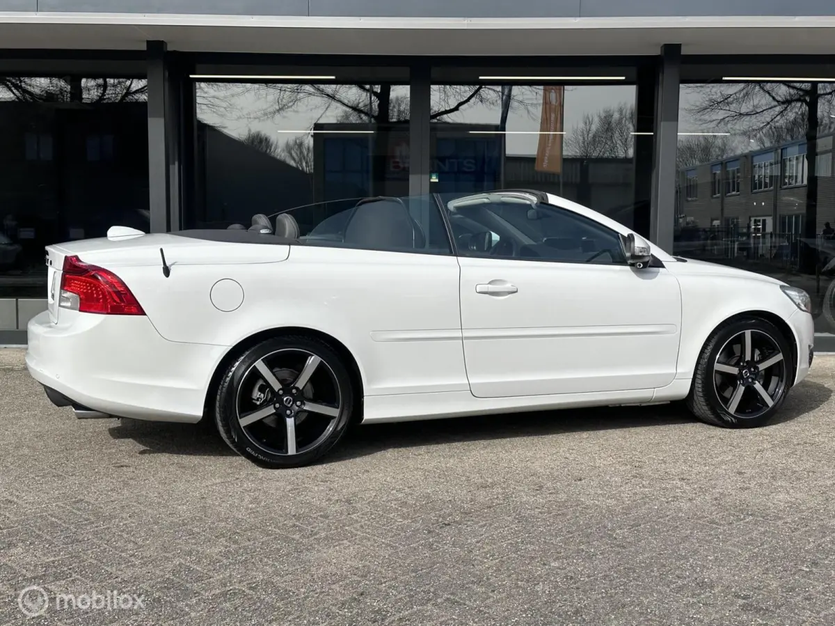 Convertible 2.5 T5 Summum