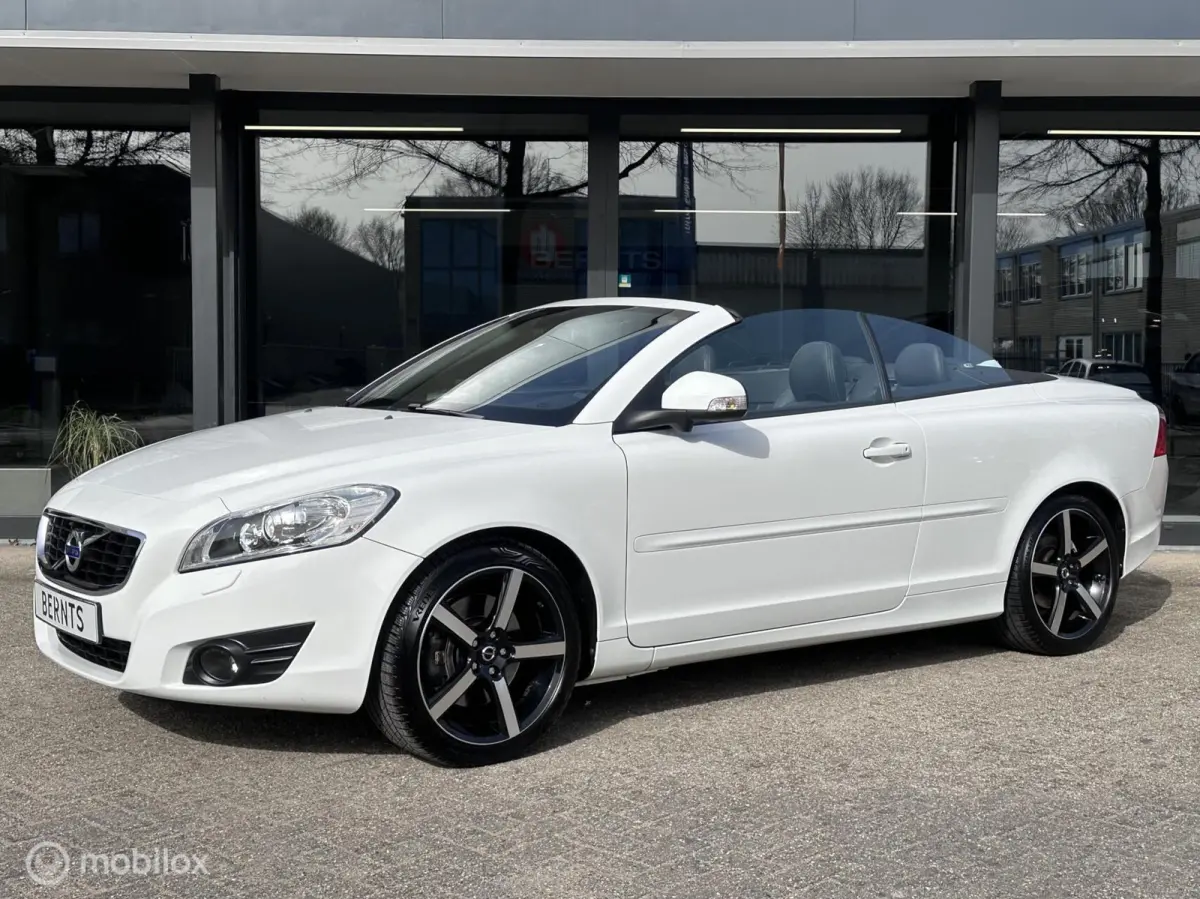 Convertible 2.5 T5 Summum